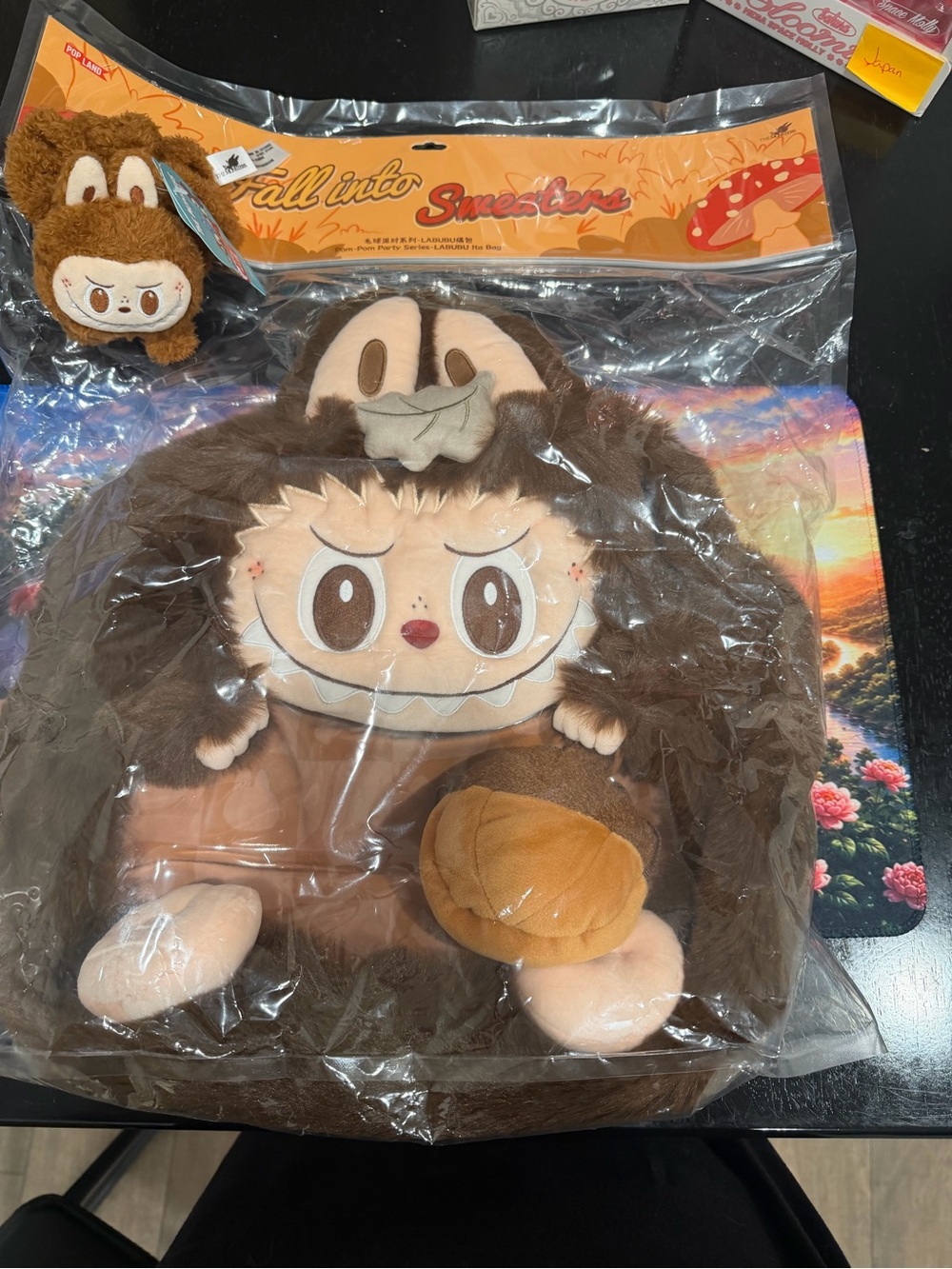 Pop Mart Labubu”Fall into Sweater” plush bag w/ gift ( Labubus hair tie ) NEW